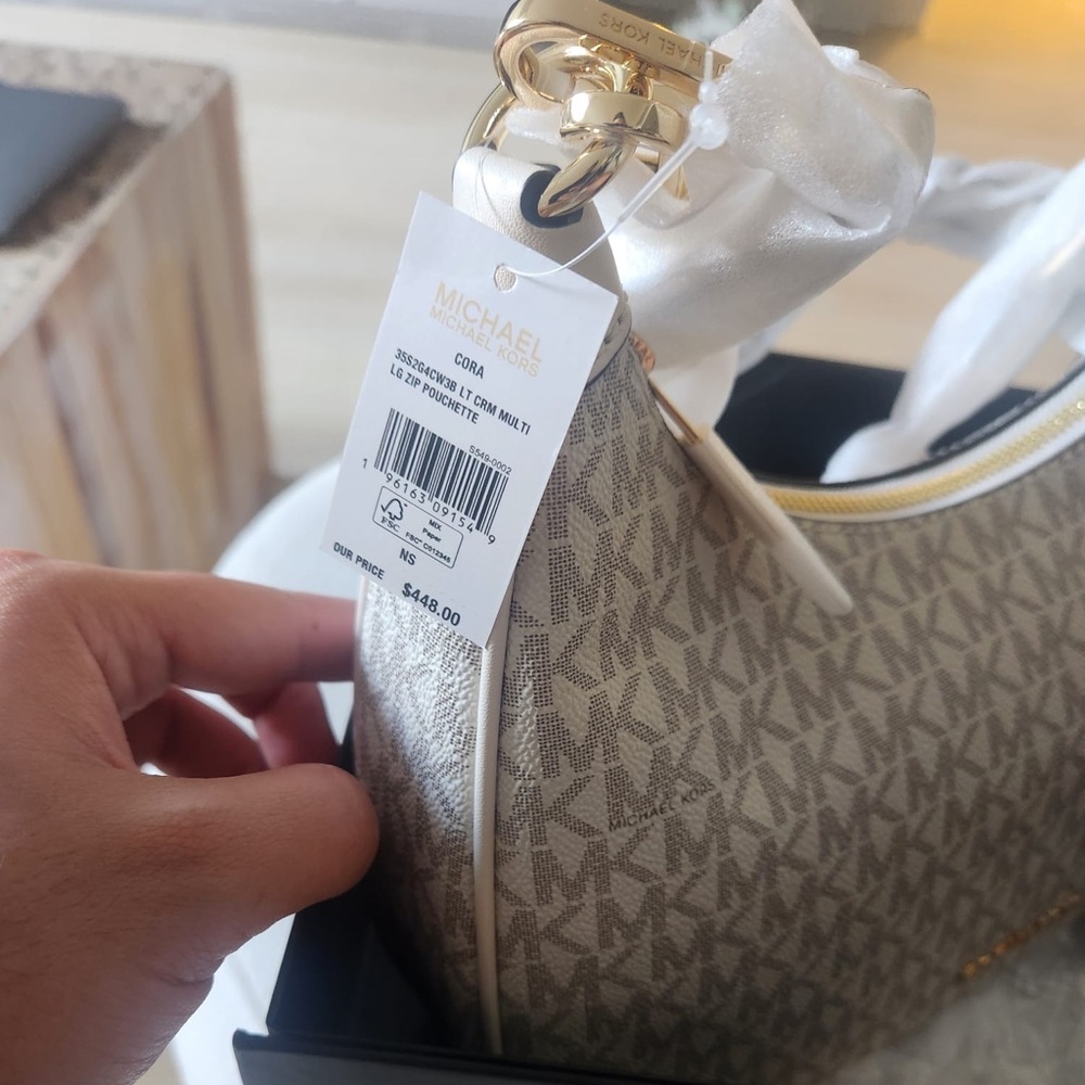 Michael kors purse